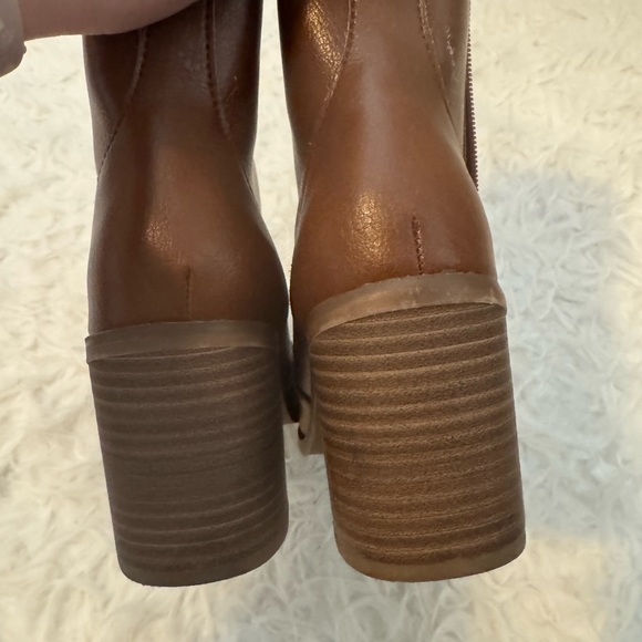 Brown faux Leather Ankle Boots - Picture 4 of 6